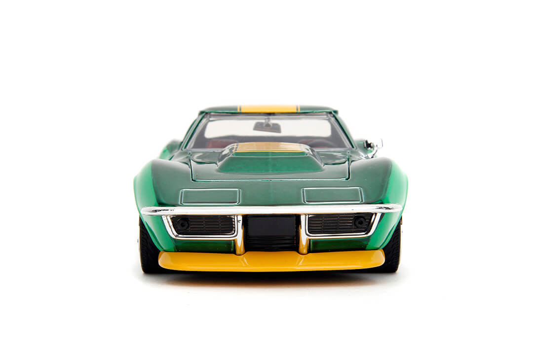 Street Fighter, Cammy & 1969 Chevrolet Corvette Stingray, 1:24 Scale Vehicle & 2.75" Figure