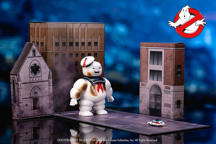 Ghostbusters Nano Scene w/ 1.65" Ecto-1 and 6" Stay Puft Marshmallow Man Diorama (Next Level Exclusive)