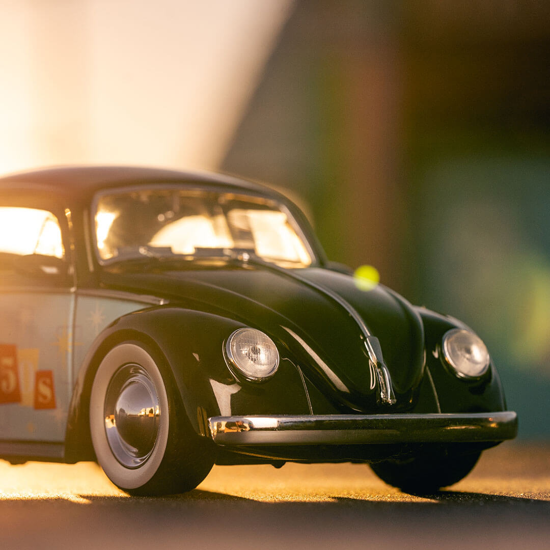 I Love The...50's 1959 Volkswagen Beetle 1:24 Scale Vehicle