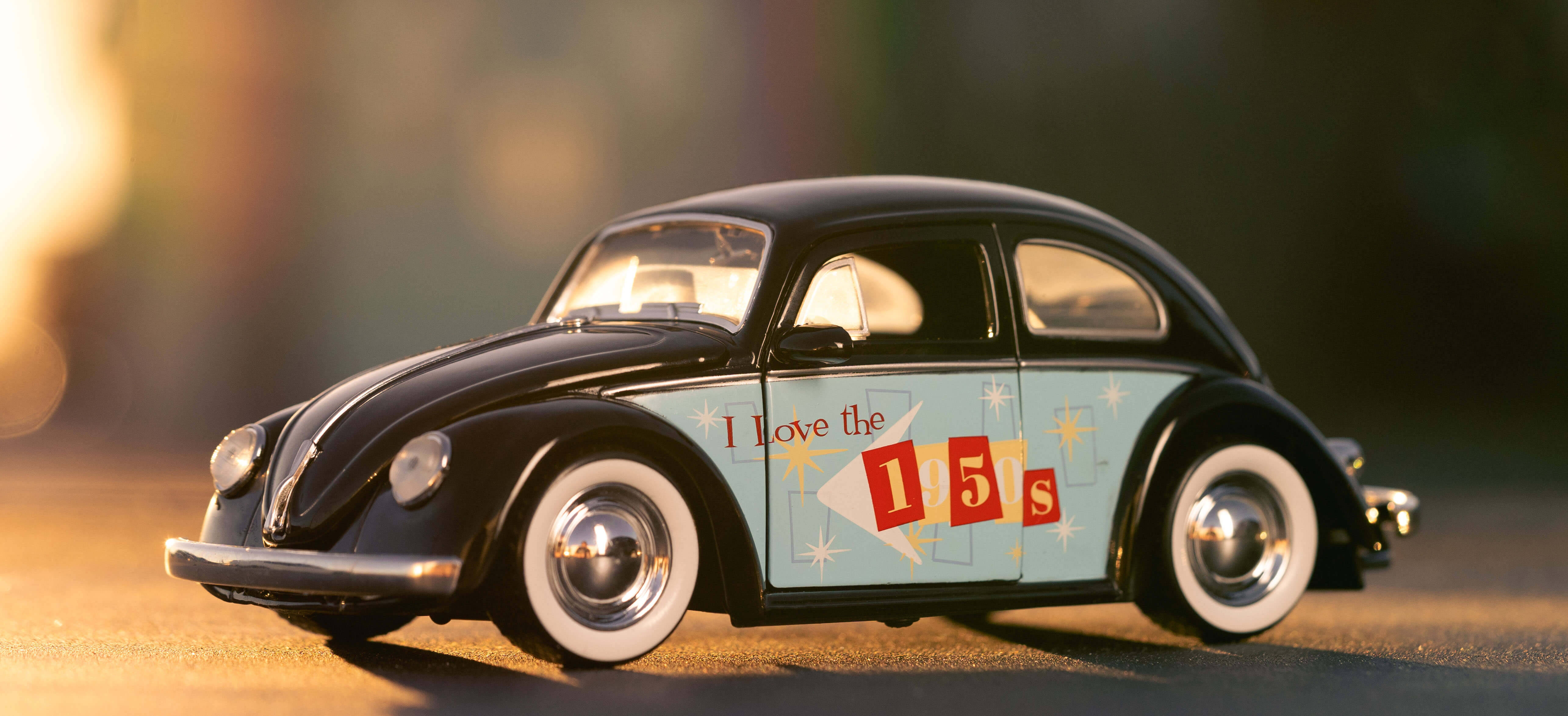 I Love The...50's 1959 Volkswagen Beetle 1:24 Scale Vehicle