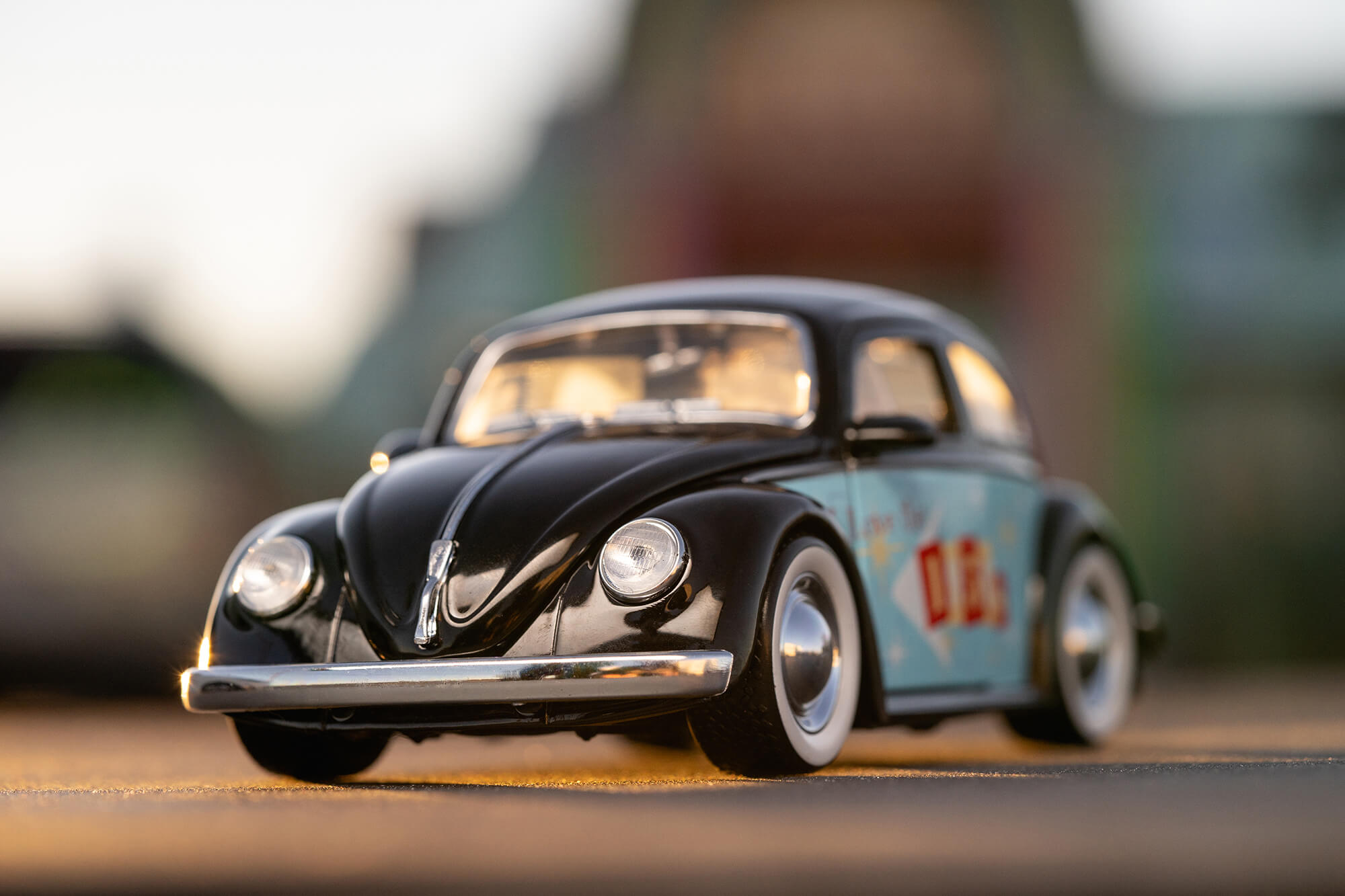 I Love The...50's 1959 Volkswagen Beetle 1:24 Scale Vehicle