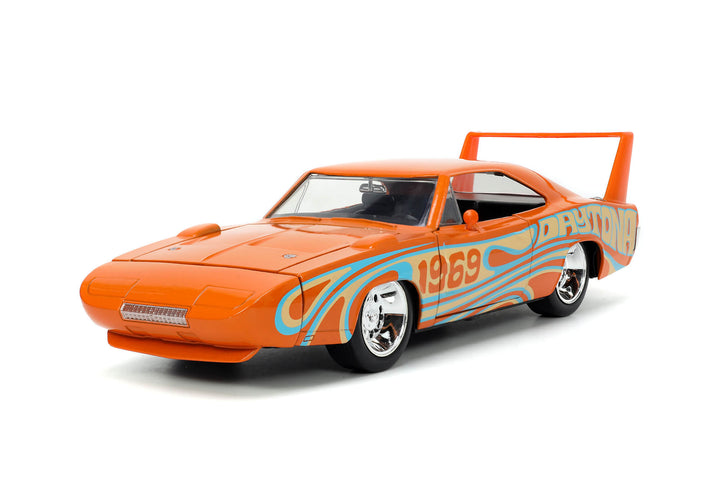 I Love The...60's 1969 Dodge Charger Daytona 1:24 Scale Vehicle