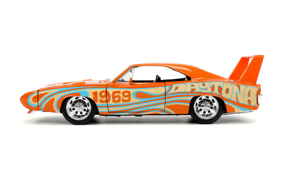 I Love The...60's 1969 Dodge Charger Daytona 1:24 Scale Vehicle